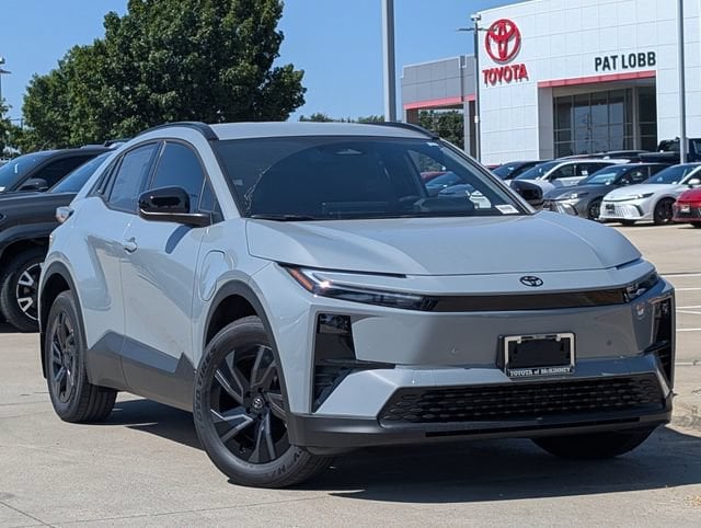 2026 Toyota C-HR SE Image 1 of 22