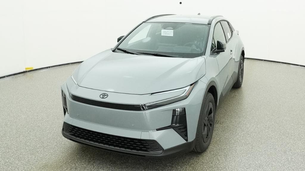 2026 Toyota C-HR SE Image 2 of 54