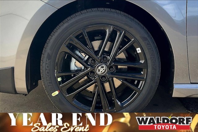 2026 Toyota Camry SE Image 6 of 19