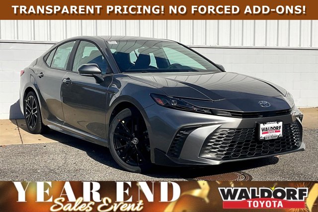 2026 Toyota Camry SE Image 2 of 19