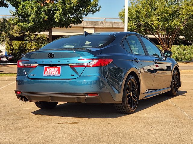 2026 Toyota Camry SE Image 3 of 22