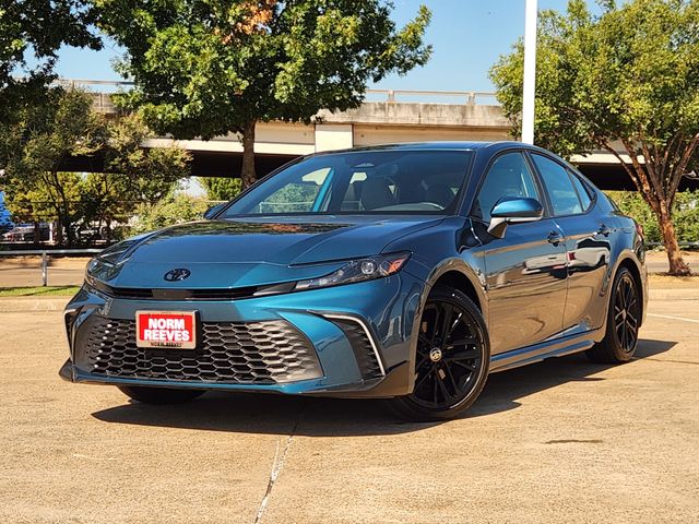 2026 Toyota Camry SE Image 1 of 22