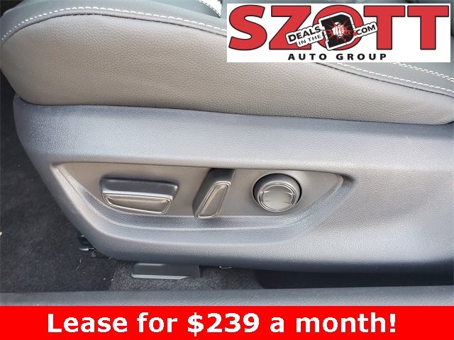 2026 Toyota Camry SE Image 29 of 33