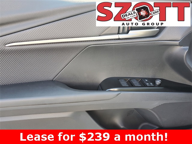 2026 Toyota Camry SE Image 22 of 33