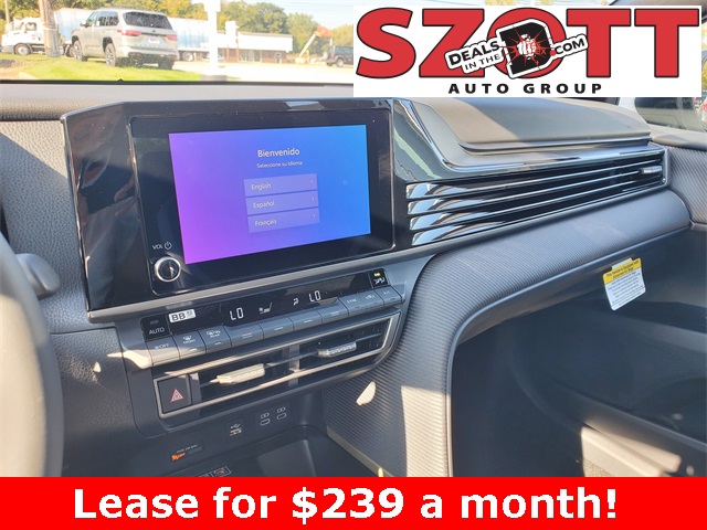 2026 Toyota Camry SE Image 21 of 33