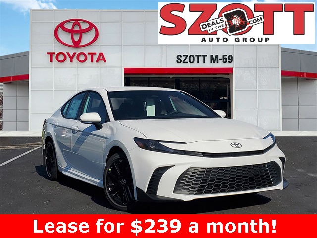 2026 Toyota Camry SE Image 3 of 33