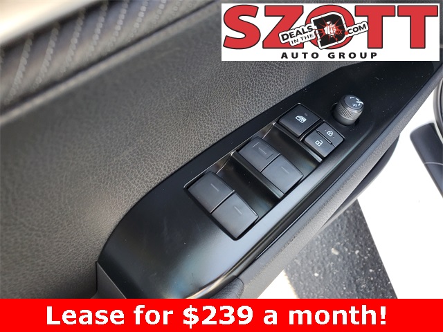 2026 Toyota Camry SE Image 32 of 33