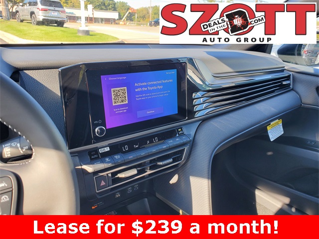 2026 Toyota Camry SE Image 18 of 33