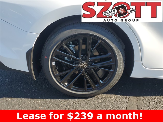 2026 Toyota Camry SE Image 6 of 33