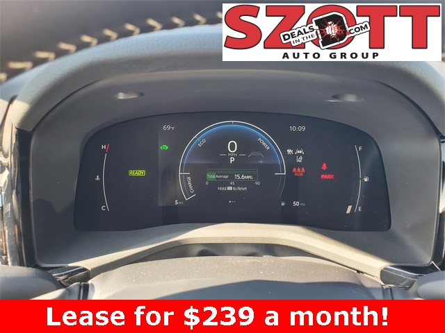 2026 Toyota Camry SE Image 15 of 33