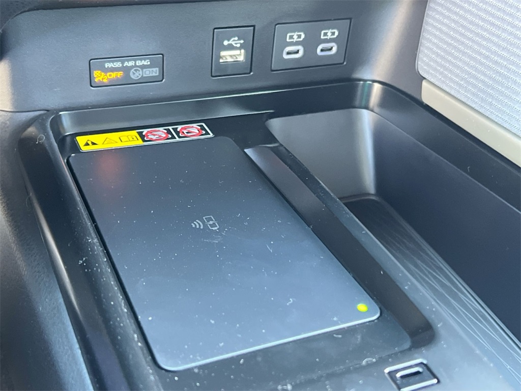 2026 Toyota Camry SE Image 28 of 30