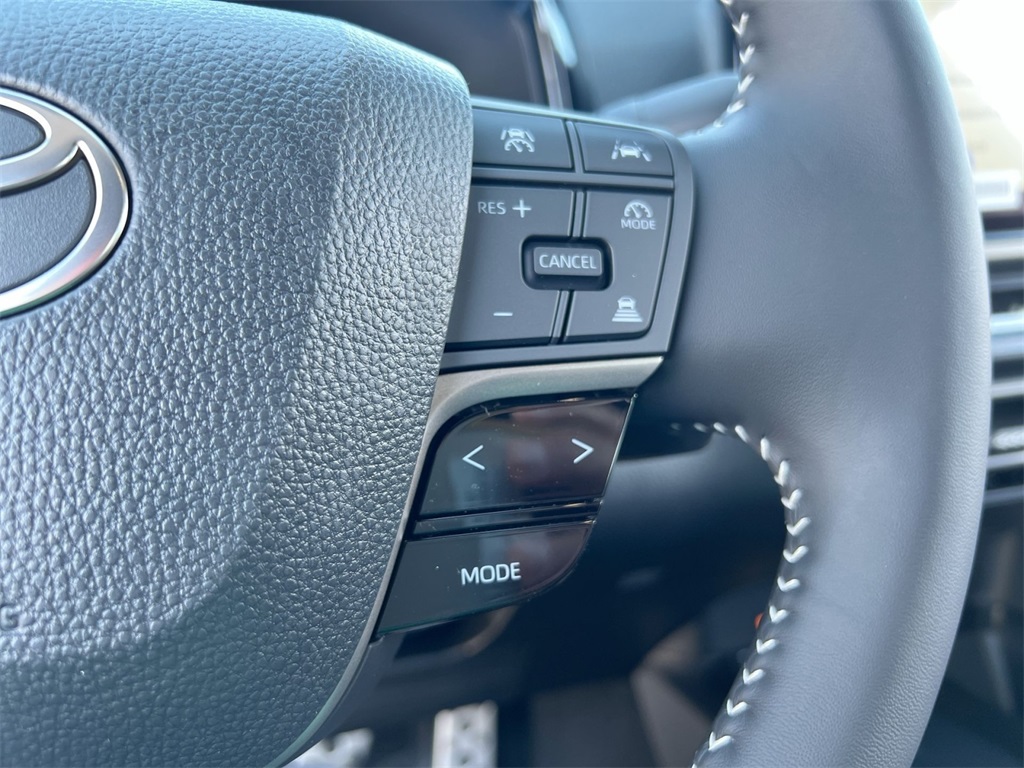 2026 Toyota Camry SE Image 30 of 30