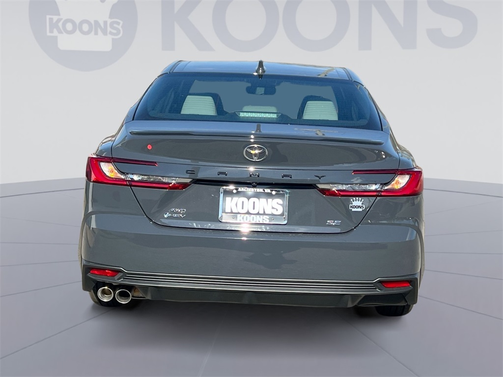 2026 Toyota Camry SE Image 6 of 30