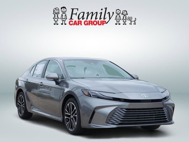2026 Toyota Camry XLE Image 2 of 26
