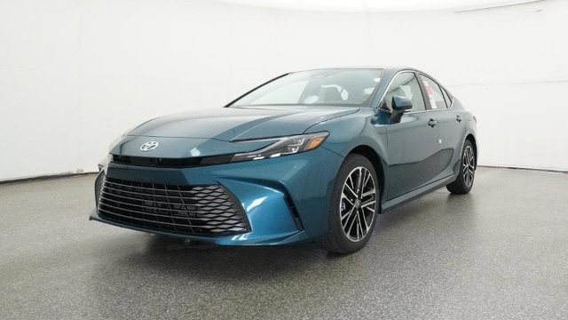 2026 Toyota Camry XLE Image 1 of 32