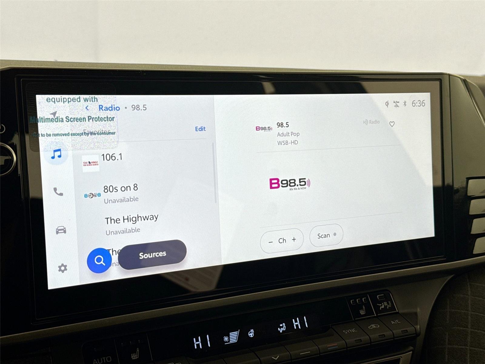 2026 Toyota Camry XLE Image 24 of 44