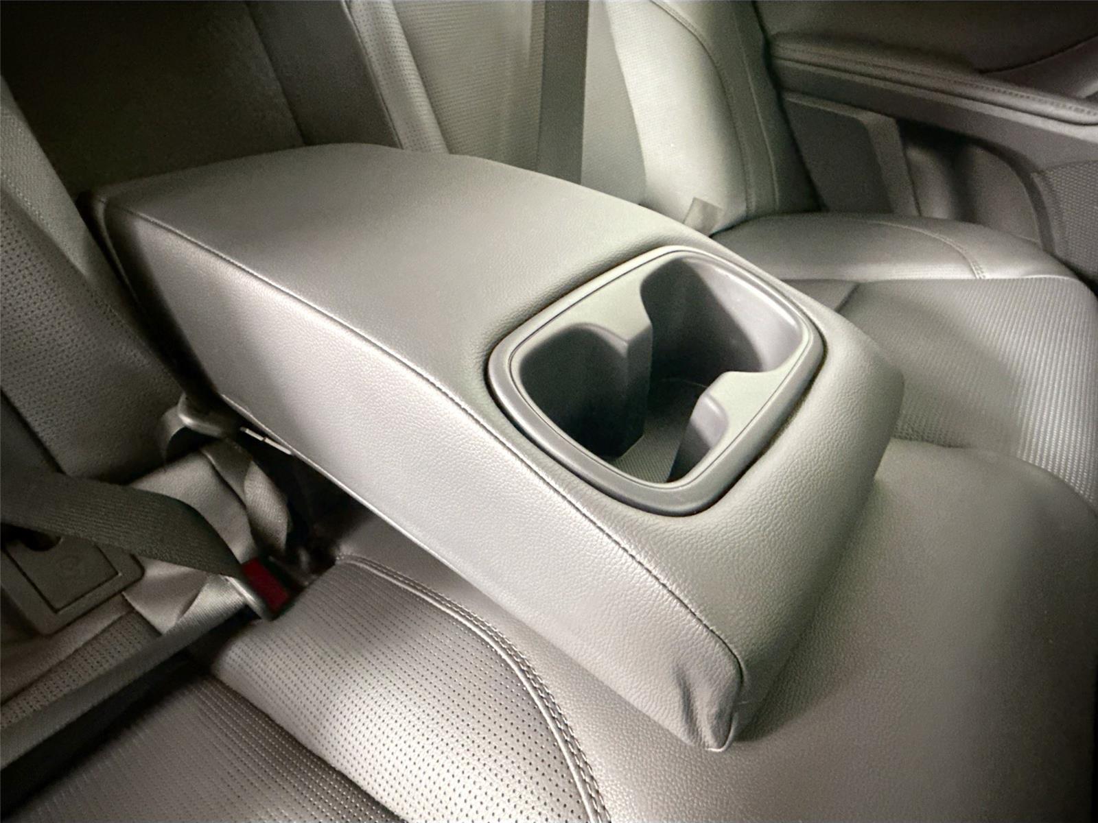 2026 Toyota Camry XLE Image 27 of 44