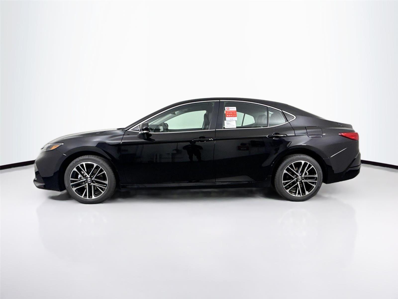 2026 Toyota Camry XLE Image 9 of 44