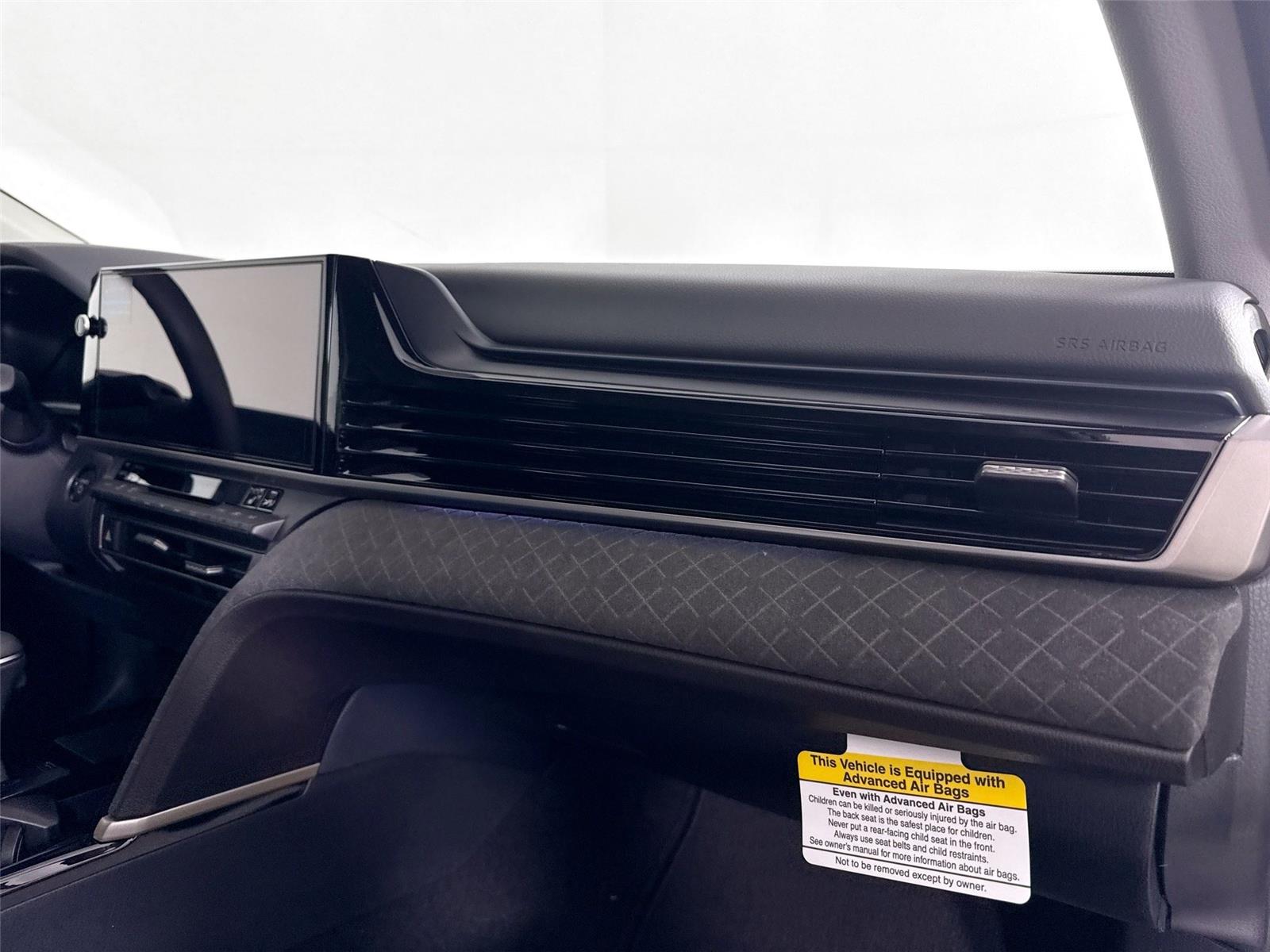 2026 Toyota Camry XLE Image 19 of 44