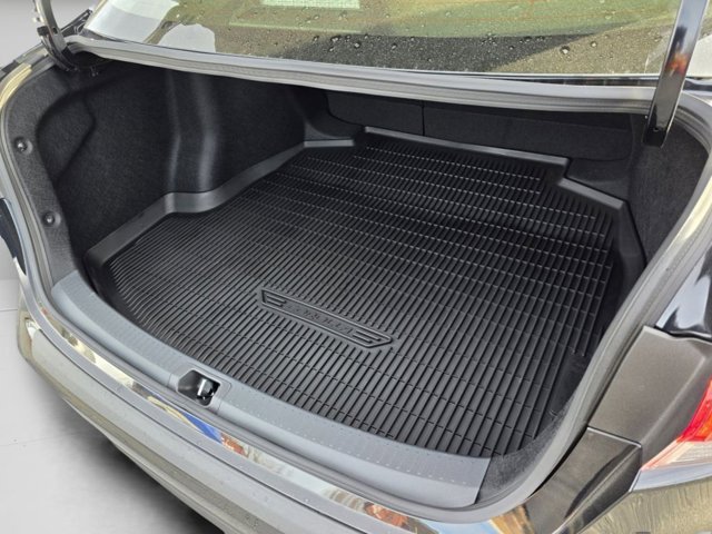 2026 Toyota Corolla Hybrid LE Image 10 of 29