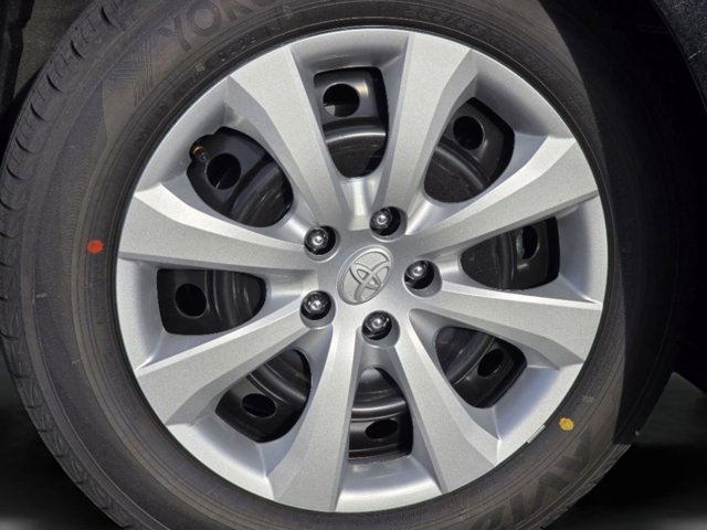 2026 Toyota Corolla Hybrid LE Image 9 of 29