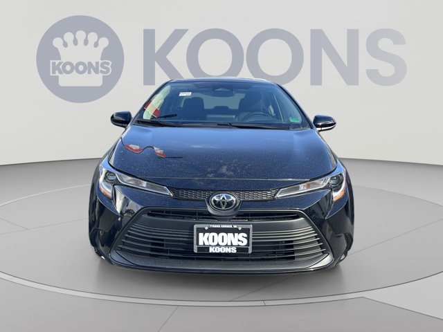 2026 Toyota Corolla LE Image 2 of 22