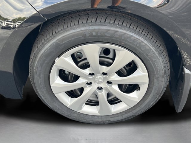 2026 Toyota Corolla LE Image 8 of 28