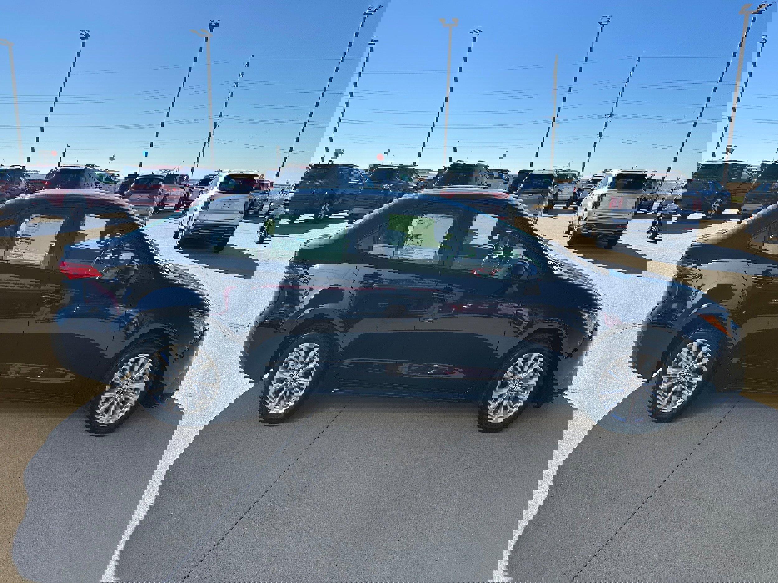 2026 Toyota Corolla LE Image 5 of 28