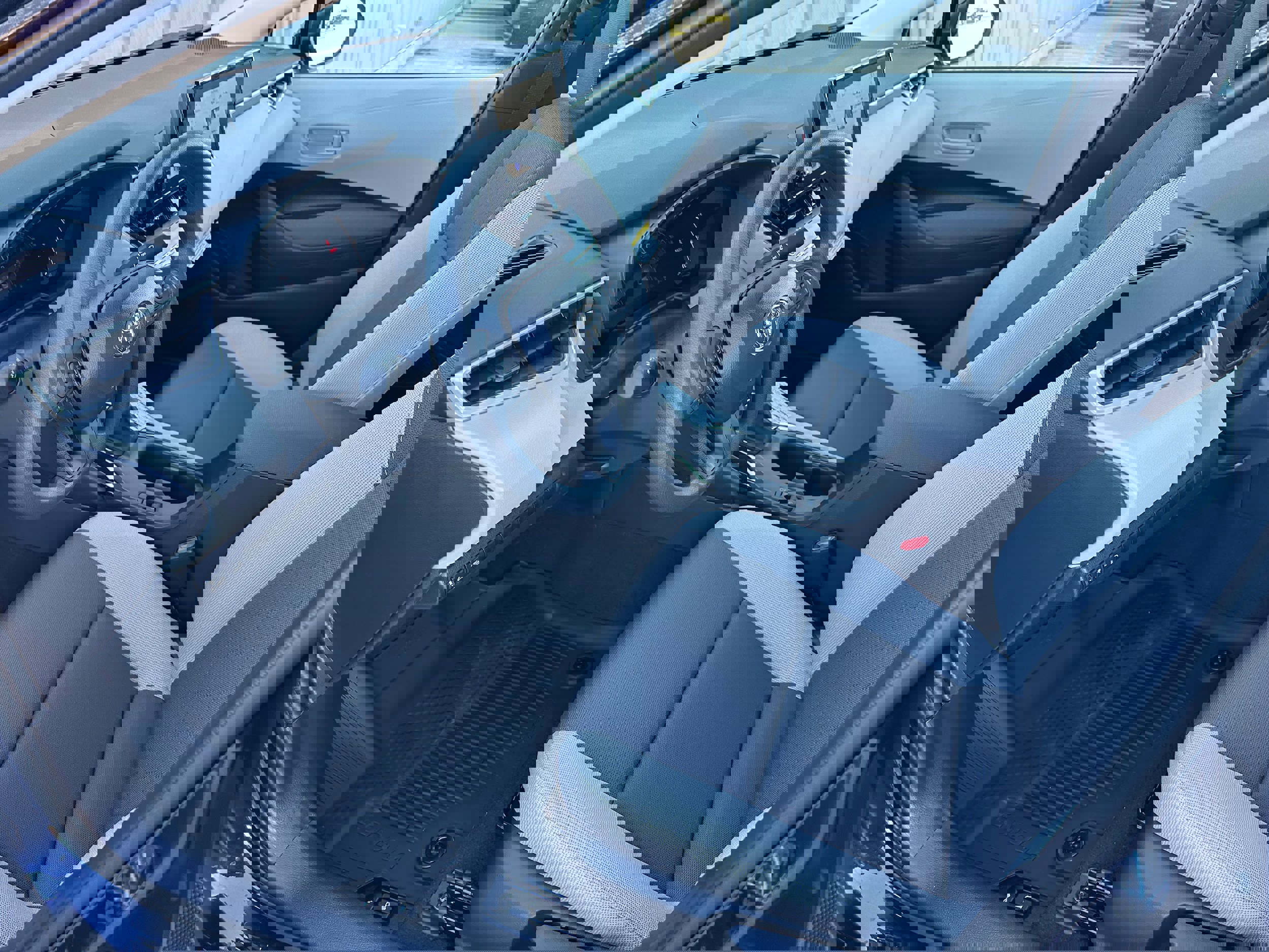 2026 Toyota Corolla LE Image 28 of 28