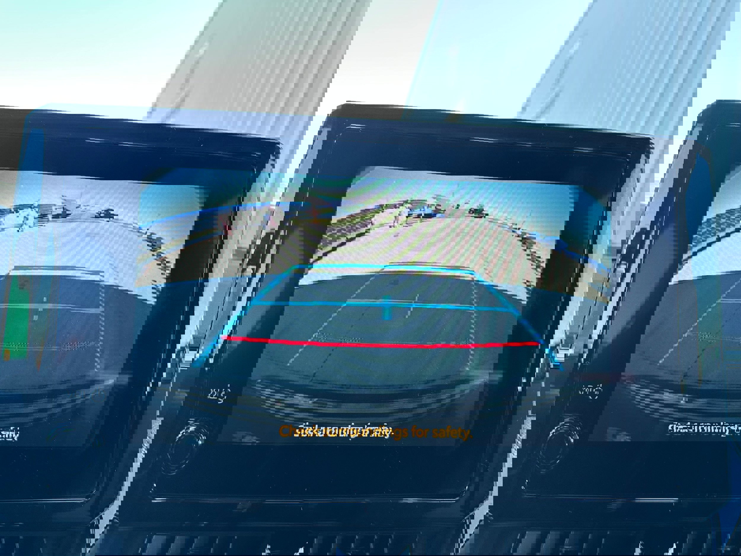 2026 Toyota Corolla LE Image 18 of 28