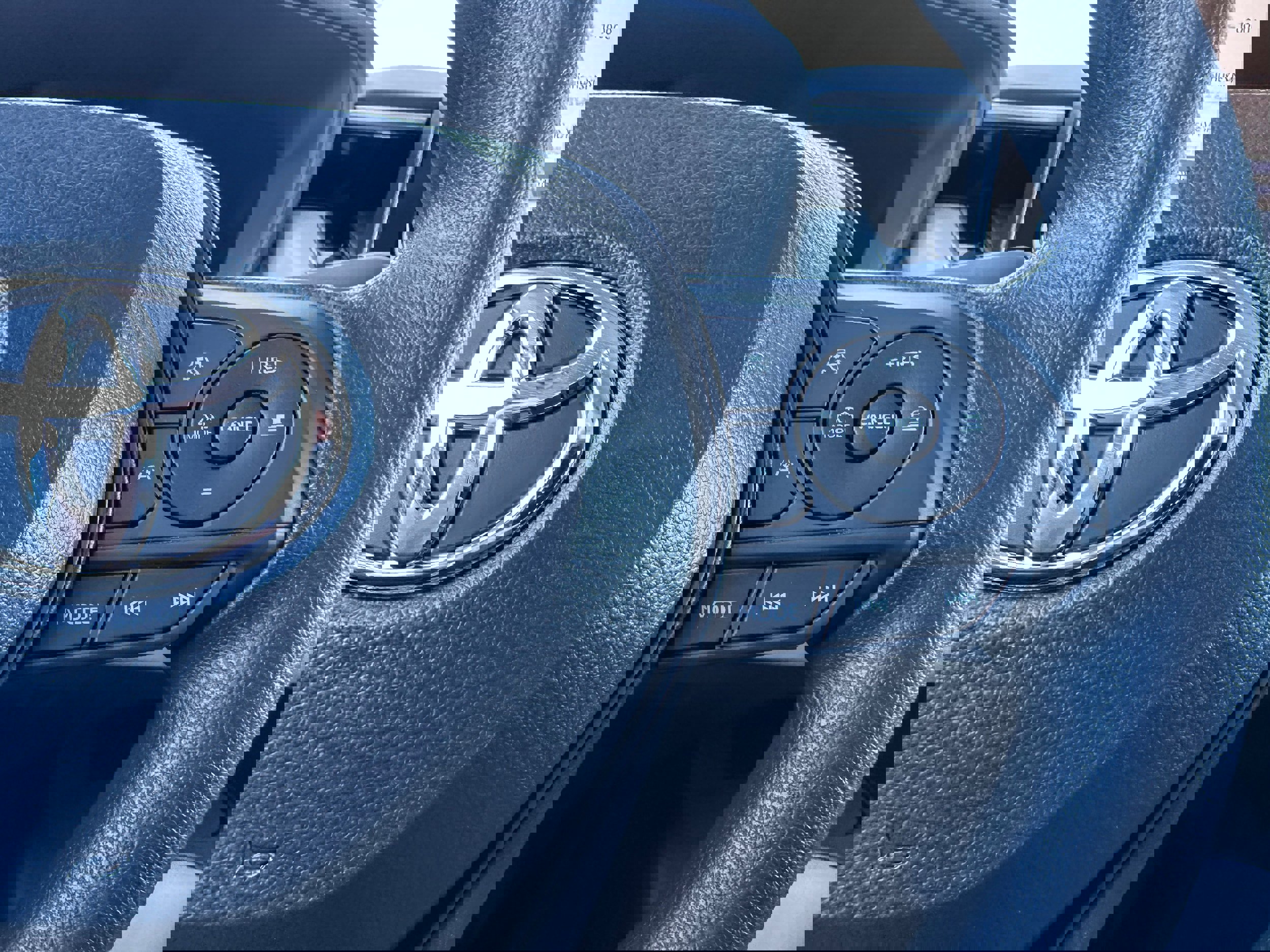 2026 Toyota Corolla LE Image 25 of 28