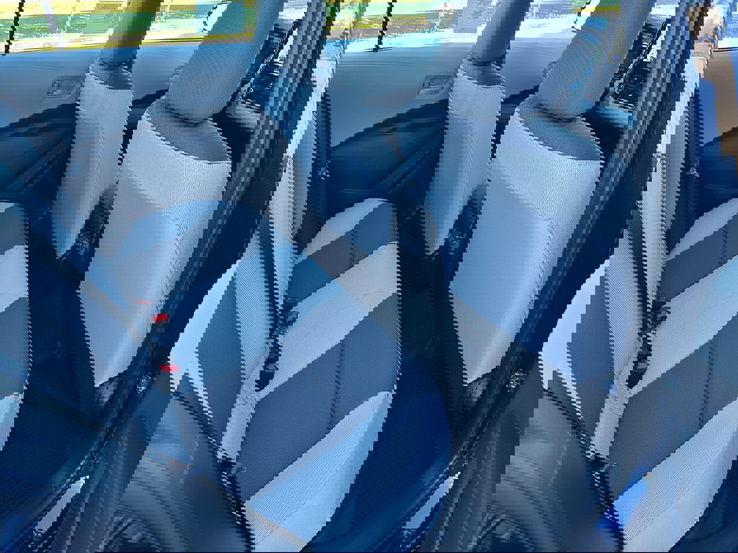 2026 Toyota Corolla LE Image 10 of 28