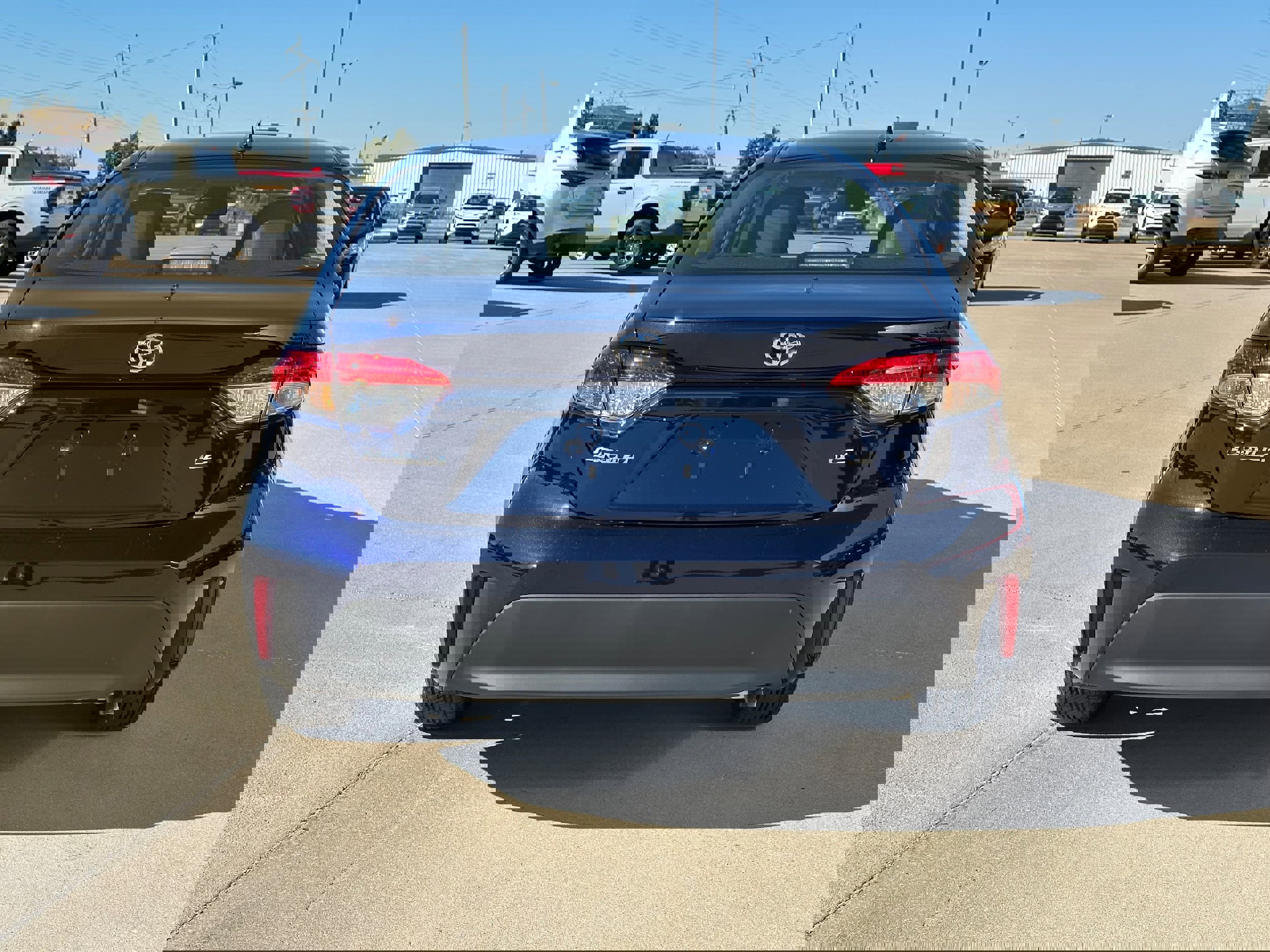 2026 Toyota Corolla LE Image 7 of 28