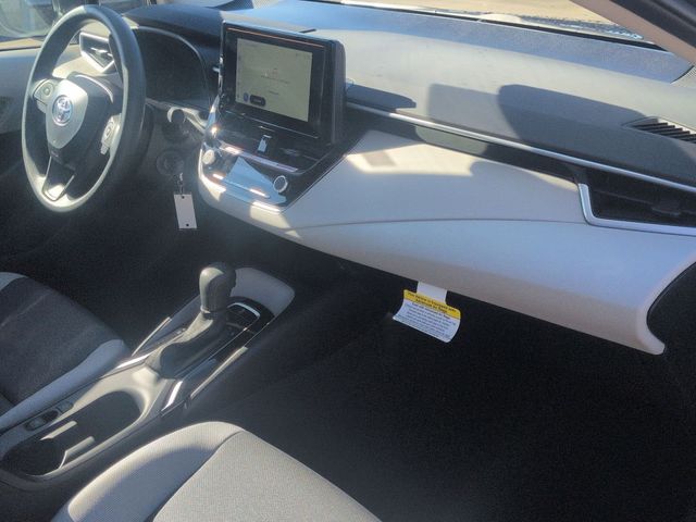 2026 Toyota Corolla LE Image 15 of 28