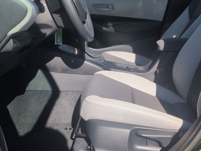 2026 Toyota Corolla LE Image 26 of 28
