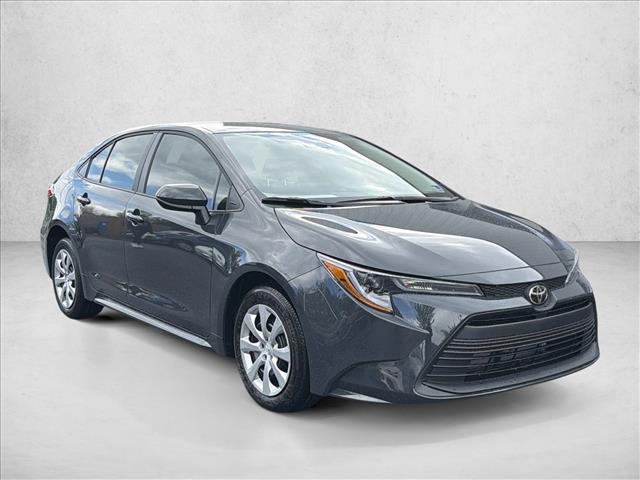 2026 Toyota Corolla LE Image 3 of 24