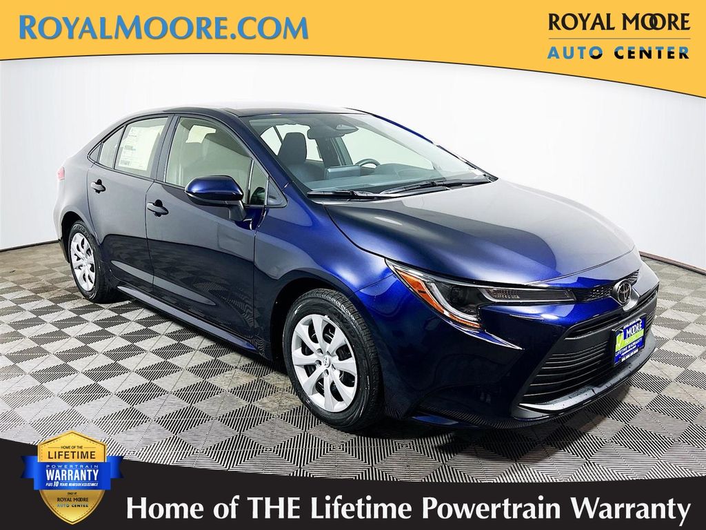 2026 Toyota Corolla LE Image 3 of 31