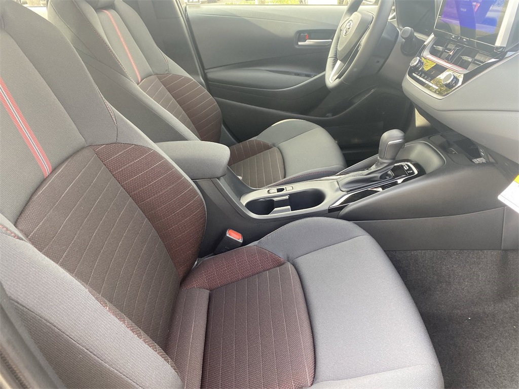 2026 Toyota Corolla SE Image 8 of 20