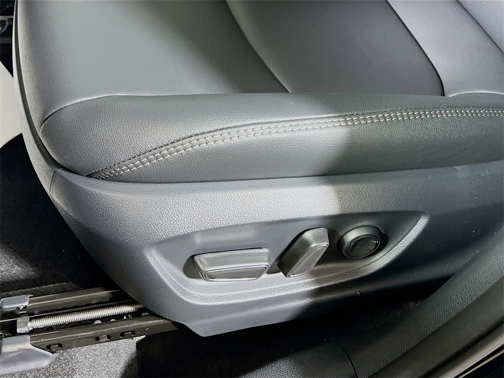 2026 Toyota Corolla Cross XLE Image 31 of 31