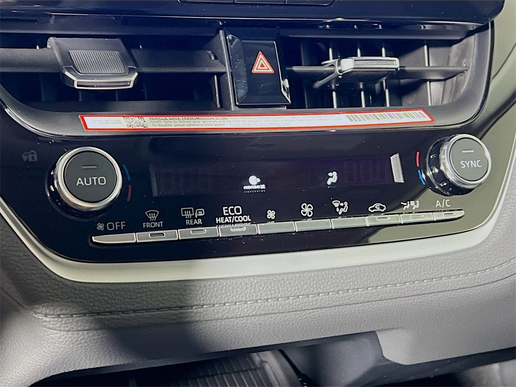 2026 Toyota Corolla Cross XLE Image 21 of 31