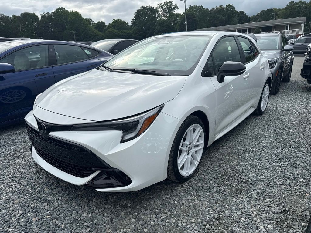 2026 Toyota Corolla SE Image 1 of 5