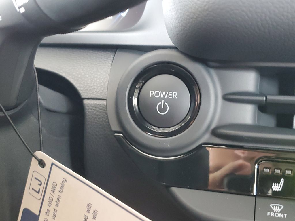 2026 Toyota Crown Limited Image 22 of 32