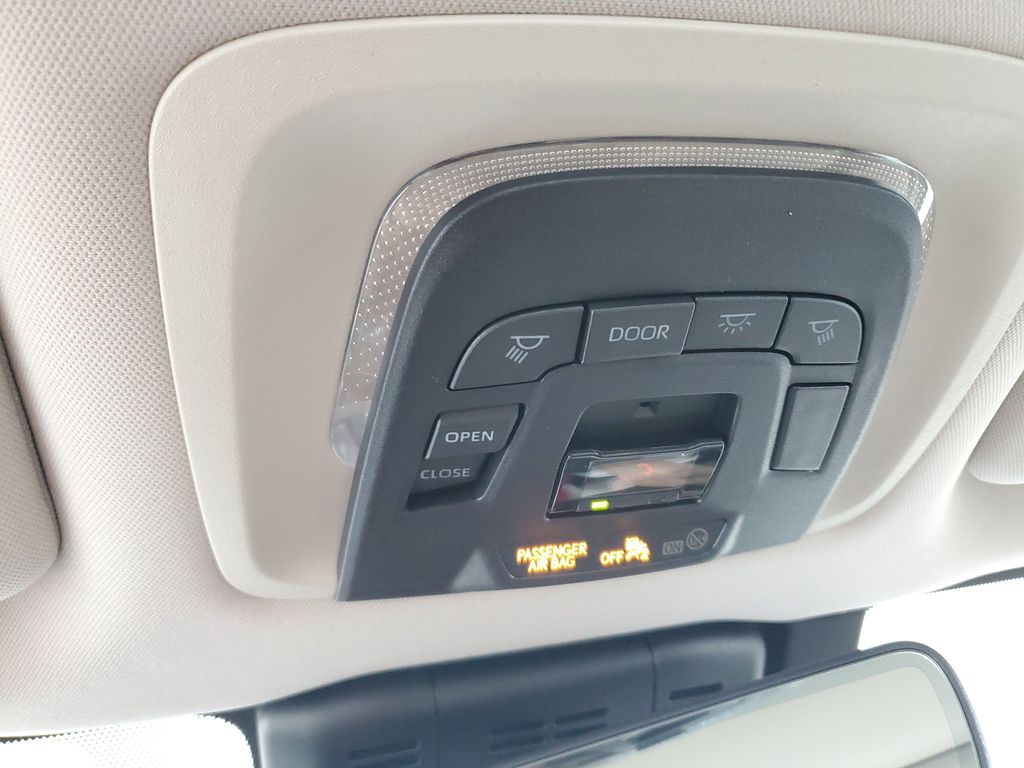 2026 Toyota Crown Limited Image 30 of 32