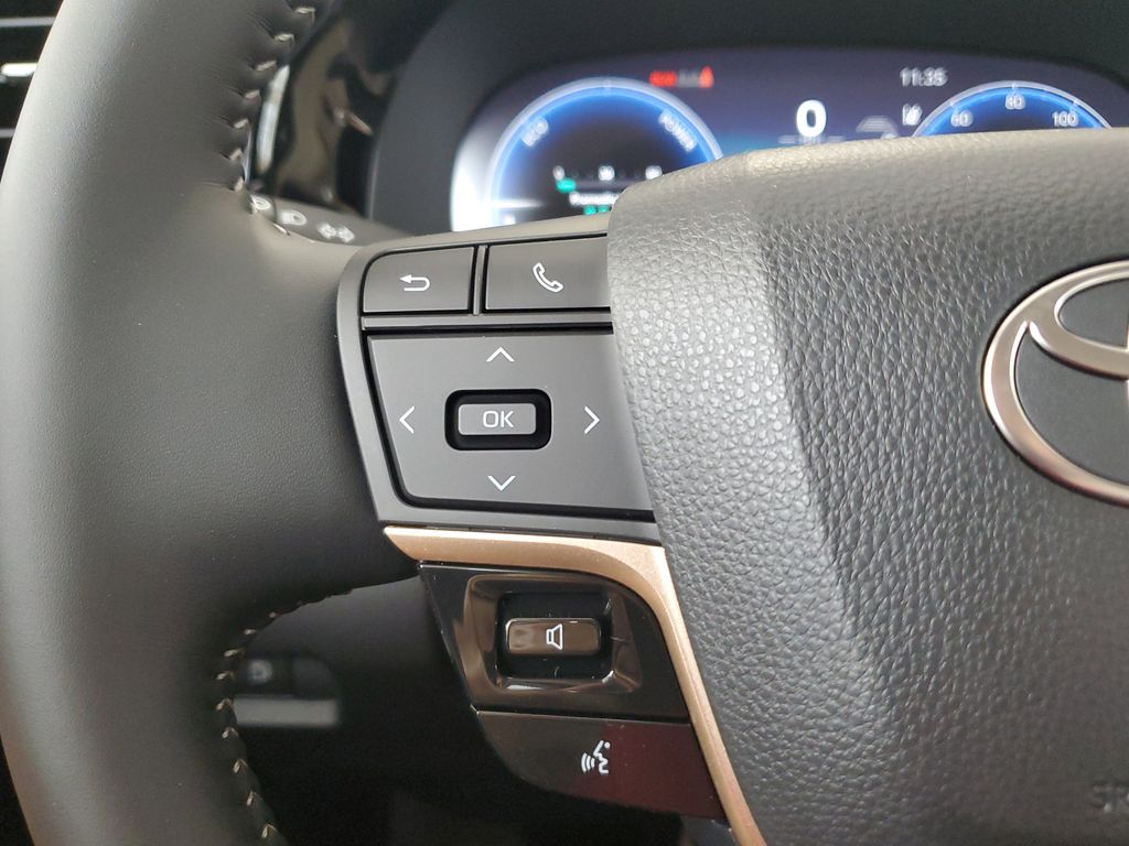 2026 Toyota Crown Limited Image 29 of 32