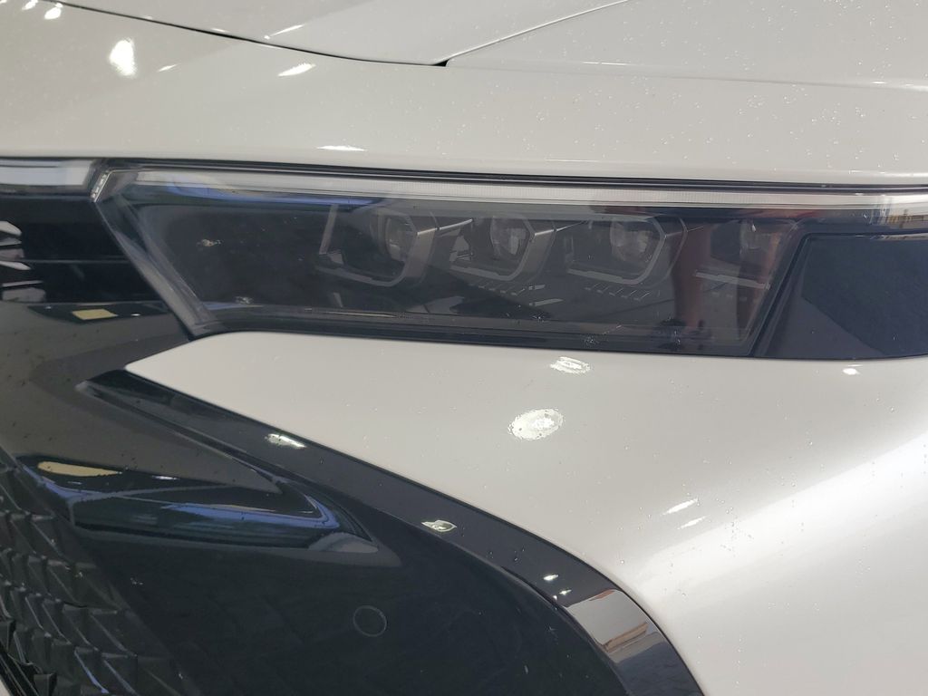 2026 Toyota Crown Limited Image 31 of 32