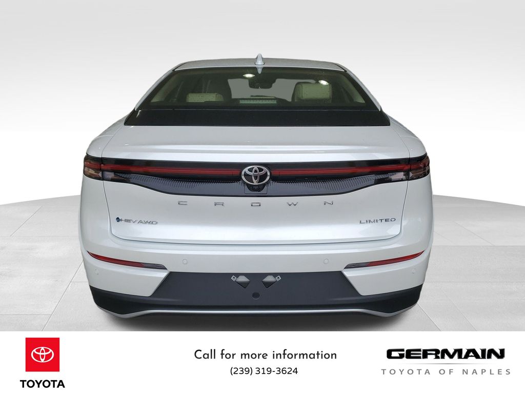 2026 Toyota Crown Limited Image 6 of 32