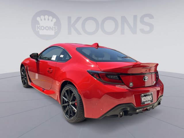 2026 Toyota GR86 Premium Image 2 of 24