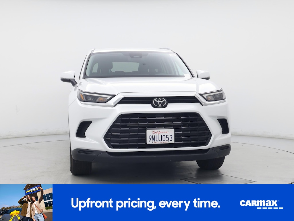 2026 Toyota Grand Highlander Hybrid XLE Image 2 of 25