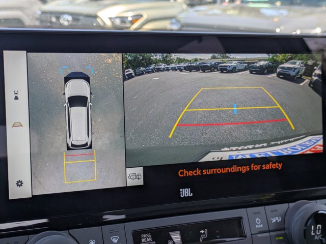 2026 Toyota Grand Highlander Limited Image 20 of 33