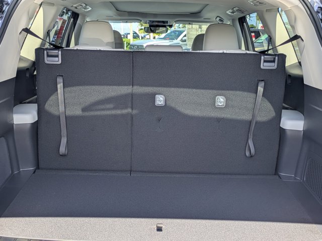 2026 Toyota Grand Highlander Limited Image 11 of 33